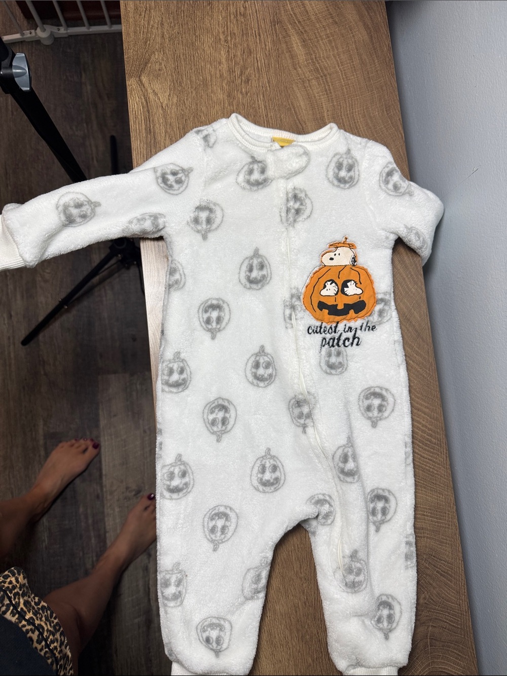 Peanuts White Fleece Footed Baby Sleeper with Orange Pumpkin Applique